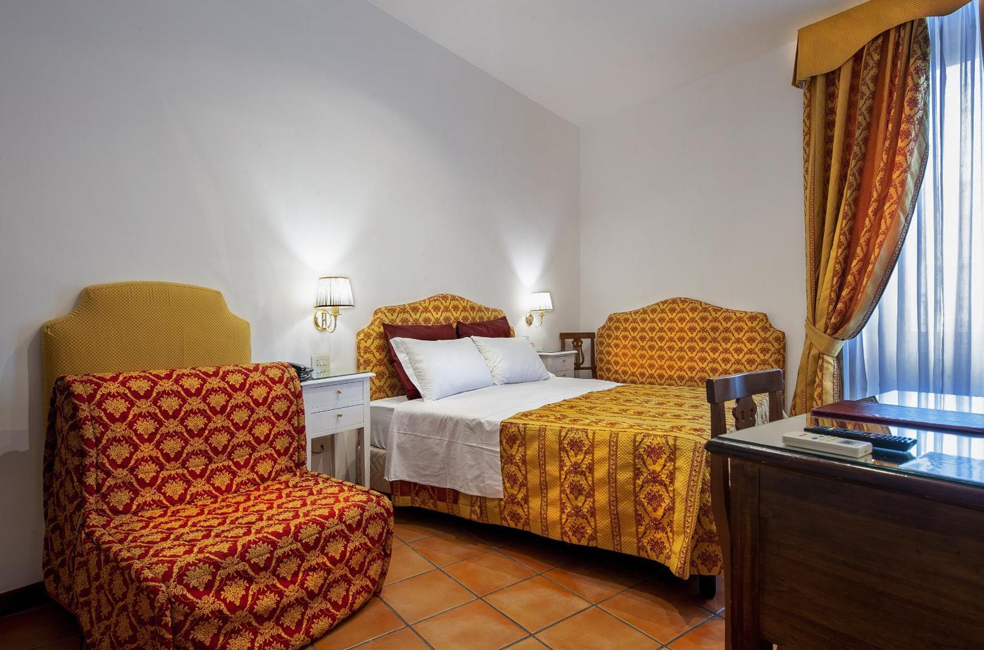 Hotel Canova — Photos 2